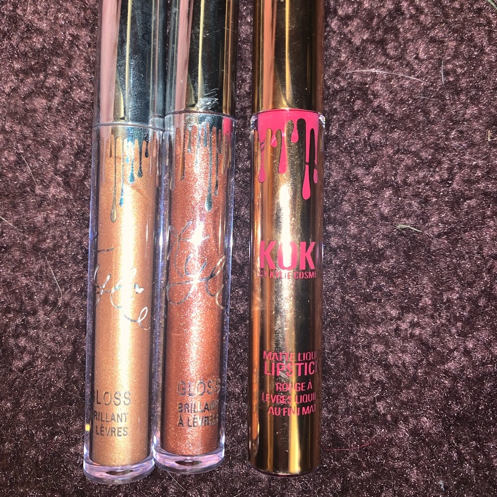 5 Kylie lipsticks